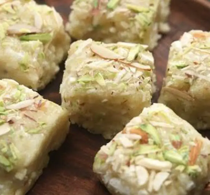 Sugar Free Khoya Kurmura Barfi Recipe