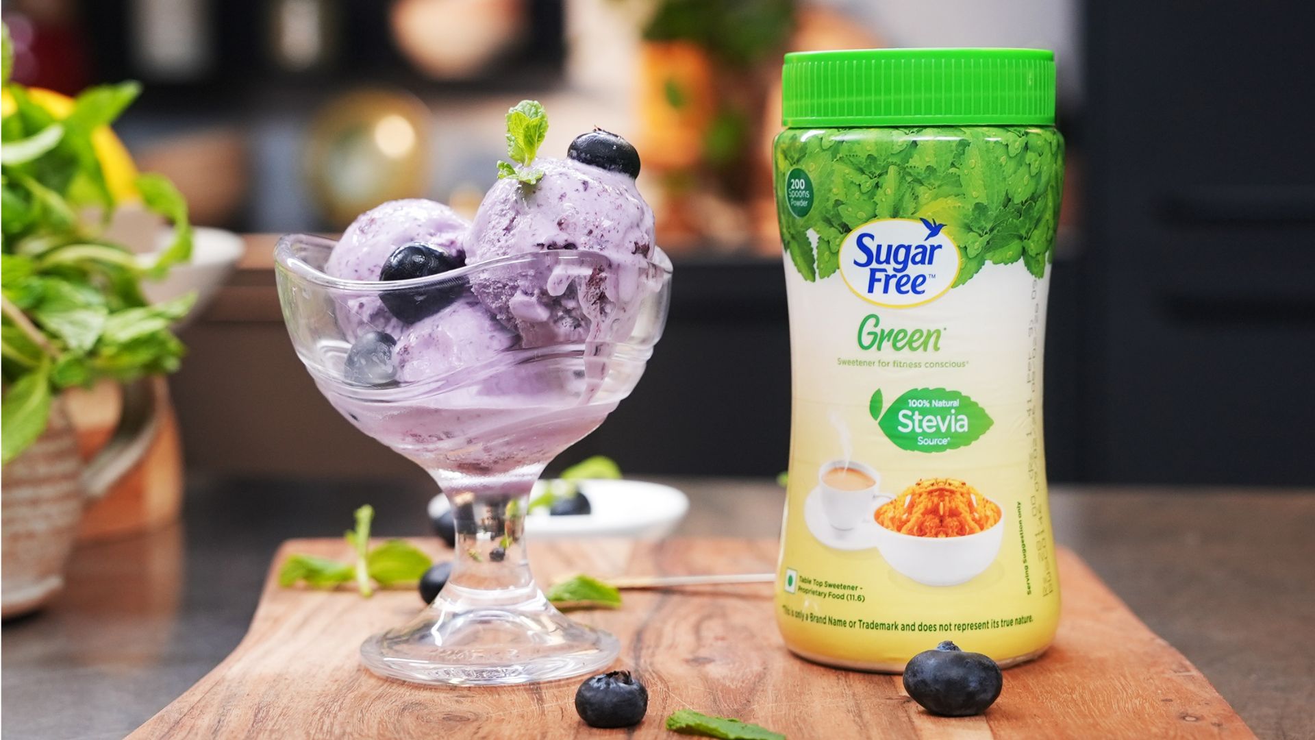Blueberry Gelato made with Sugar Free Green